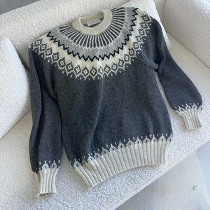 100% Vintage Alpaca Wool Sweater
